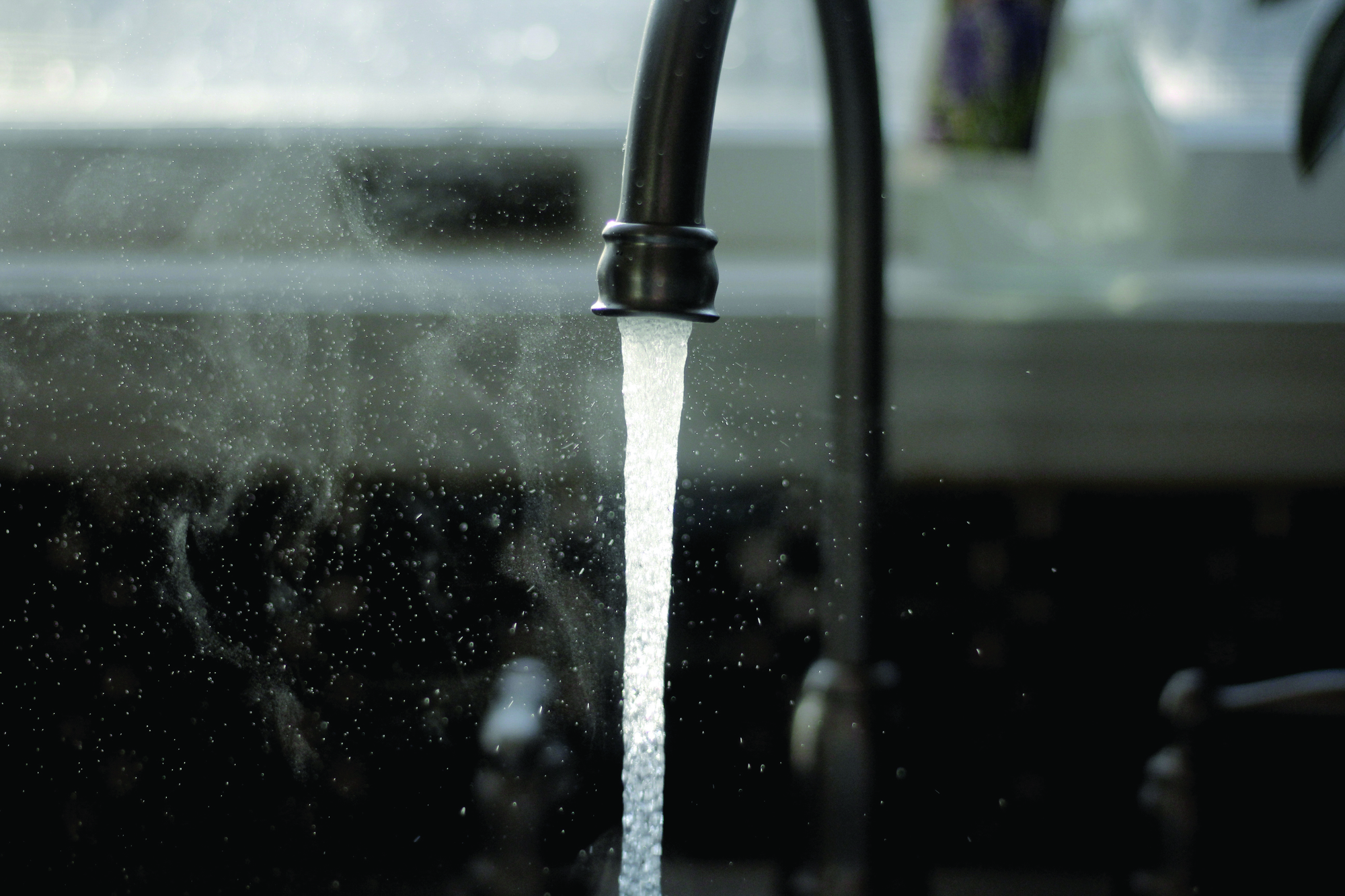 Stor vattenläcka i Lemland