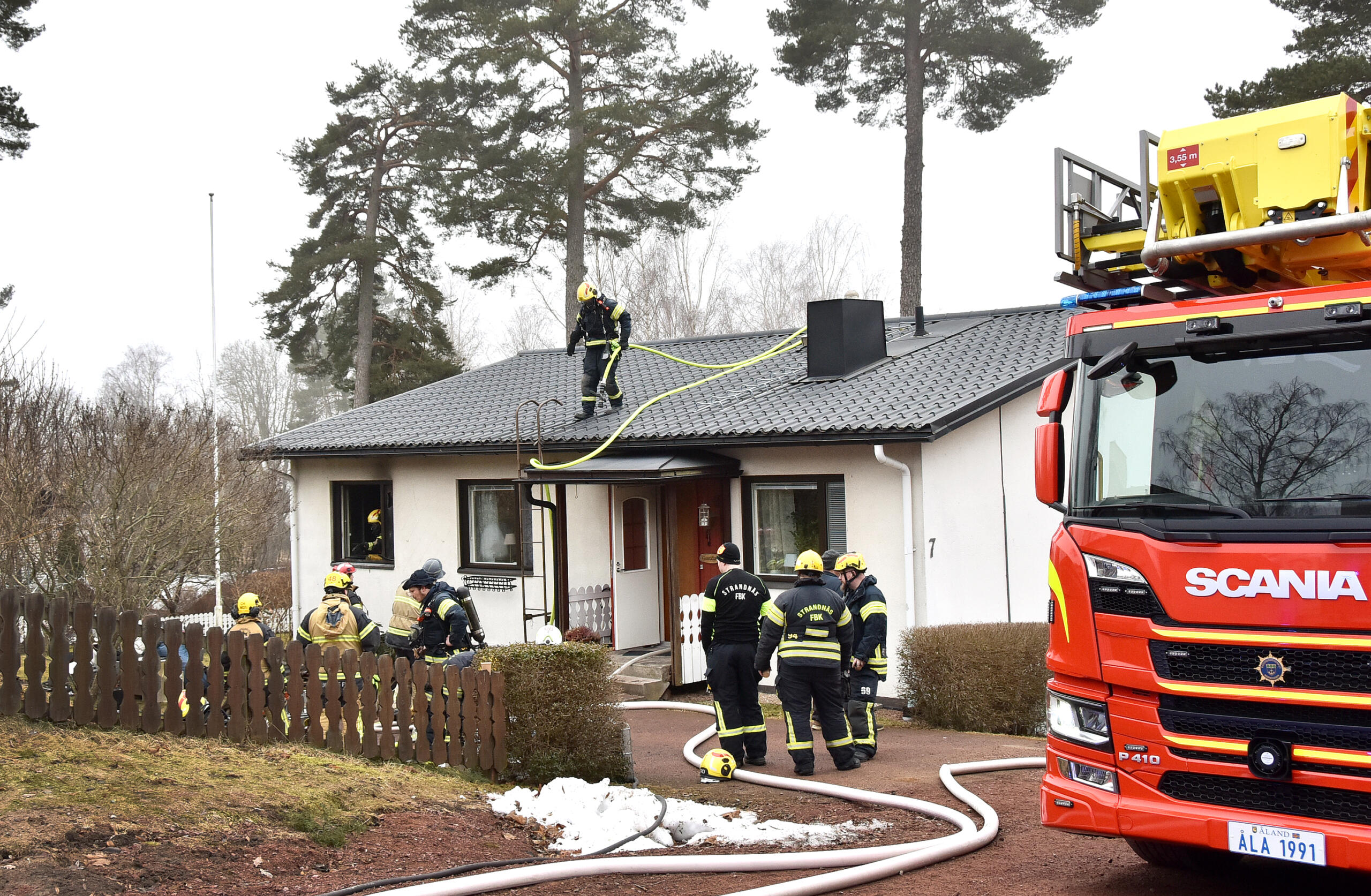 Två husbränder under onsdagen