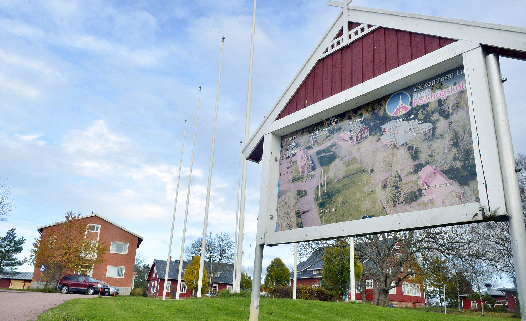 Folkhögskolan kan bli en del av Ålands gymnasium