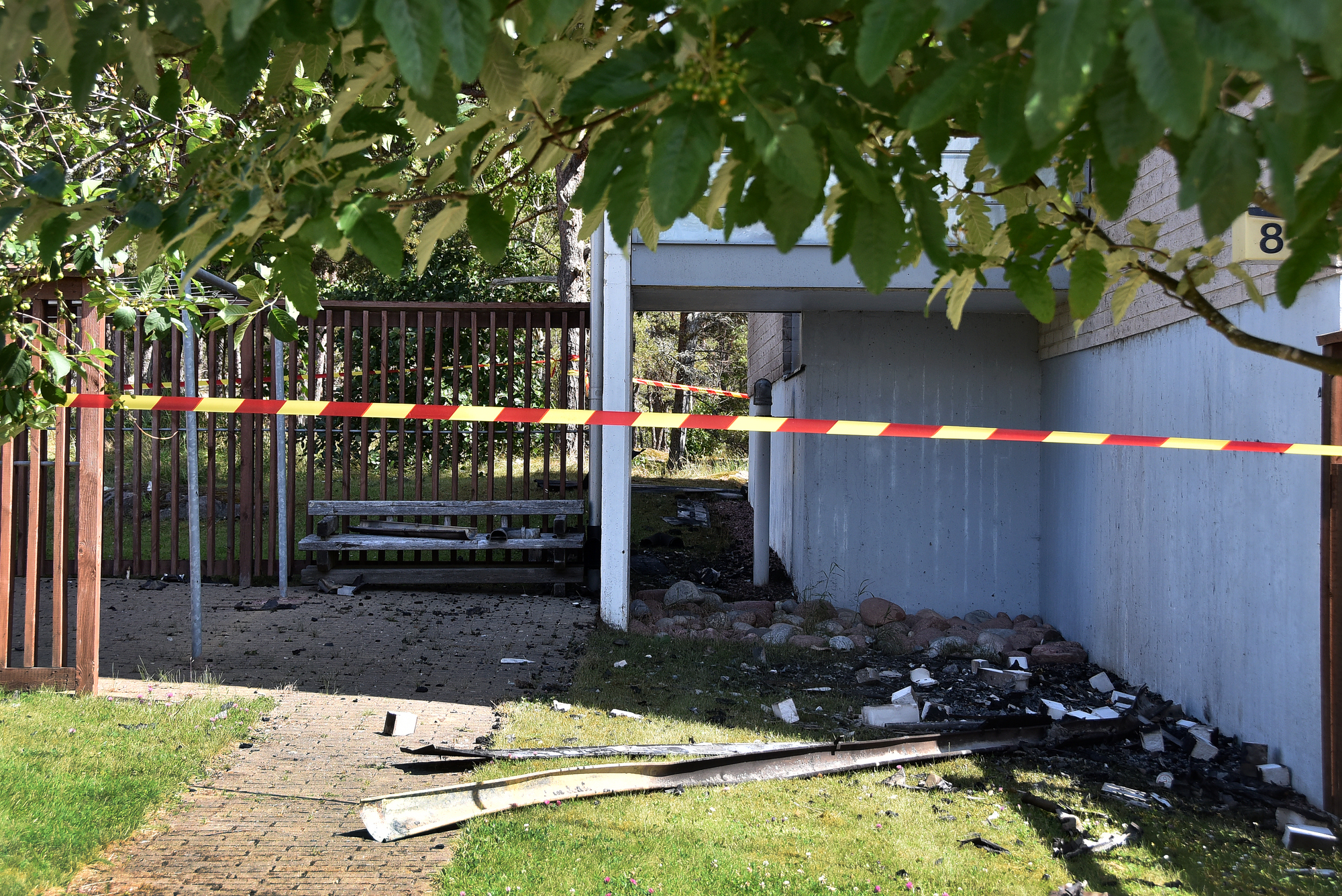 Boende hämtar sina tillhörigheter från Doppingvägen – ”Det viktigaste är att alla liv blev räddade”