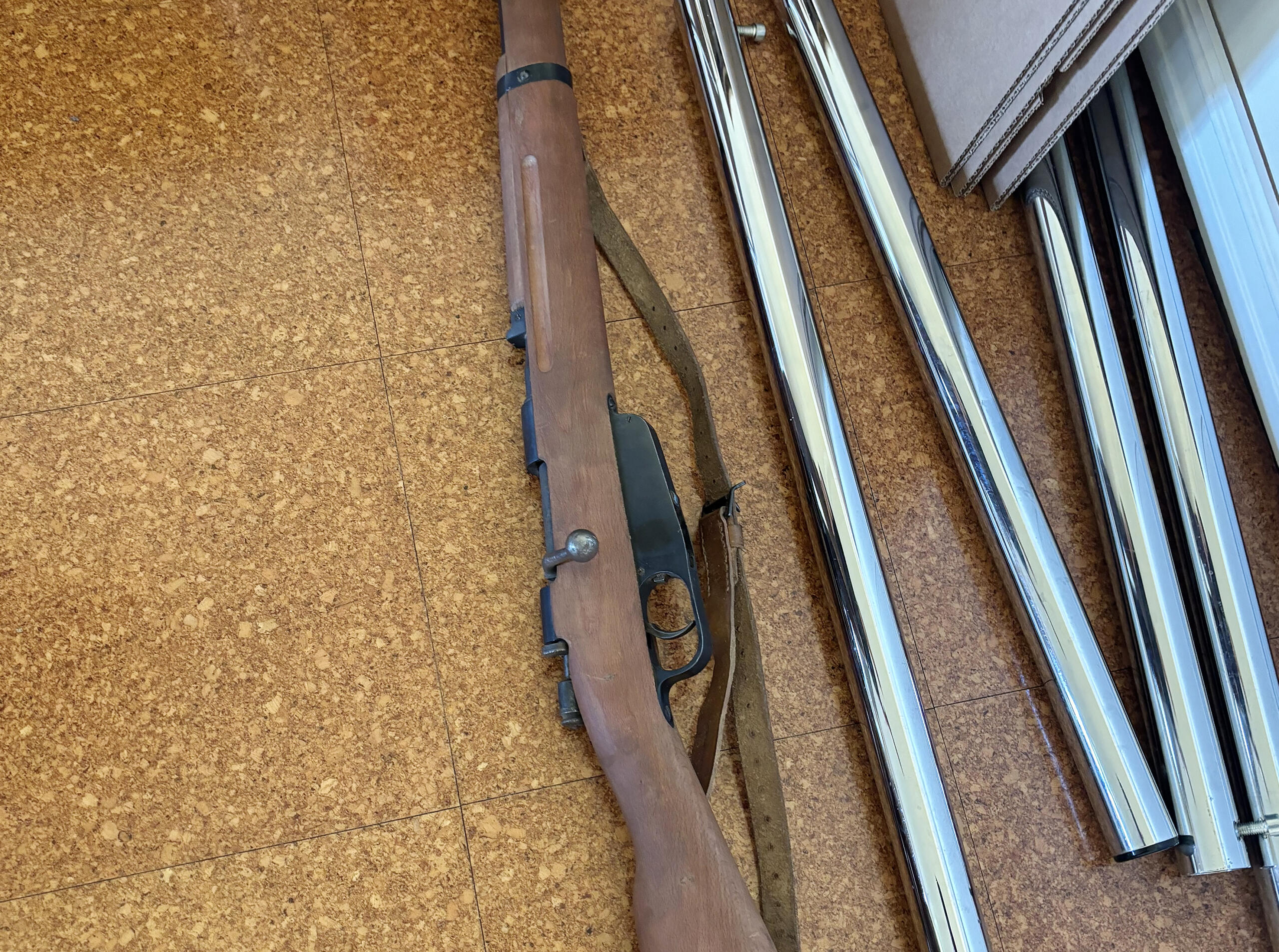 Historiskt vapen hittat på kommunkansli
