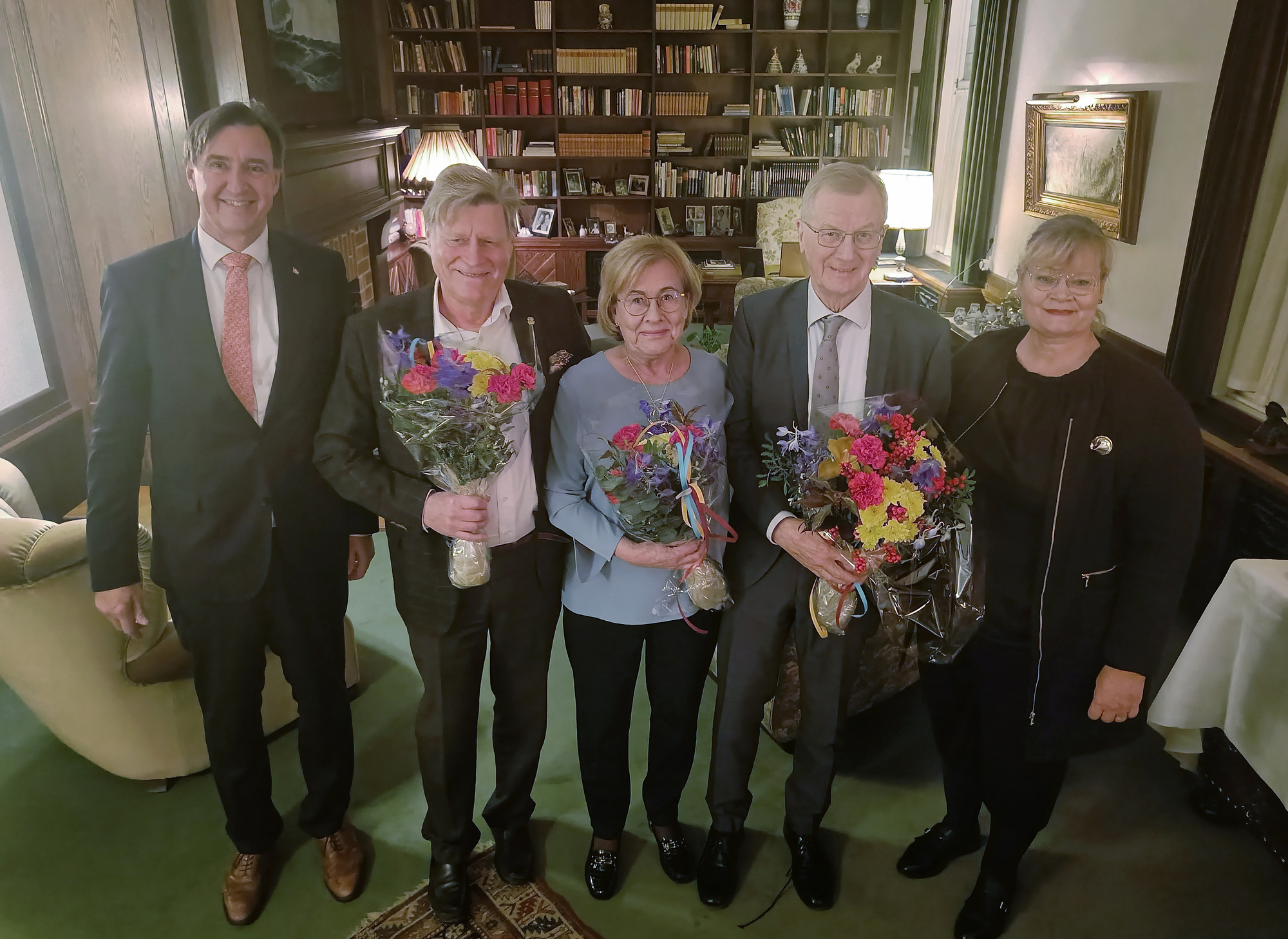 Lovord när Nils Lampi lämnade Ålandsdelegation