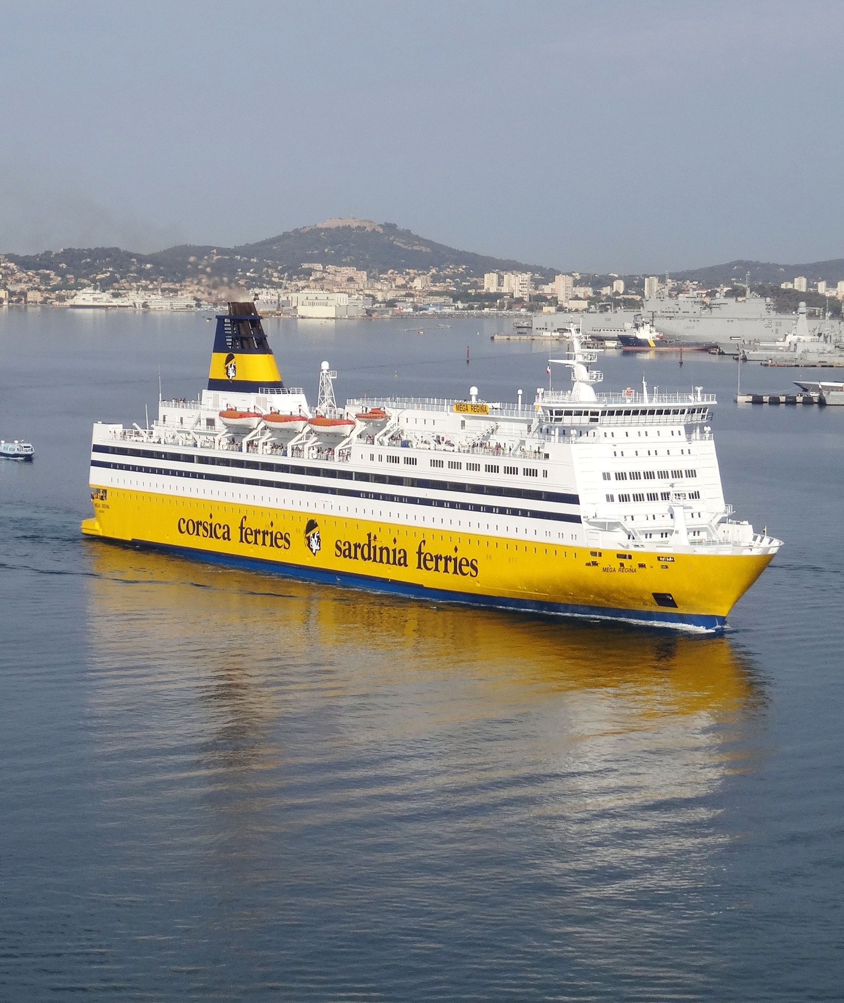 Gamla Mariella kvar i hamnen i tre dagar