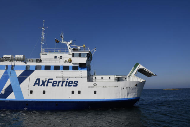 Skiftet fick nödankra vid Sottunga – drev snabbt mot land