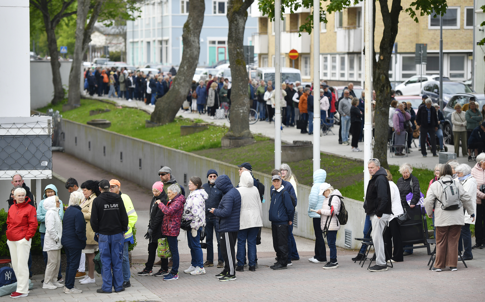 Lång, lycklig köväntan inför 25-julikonsert