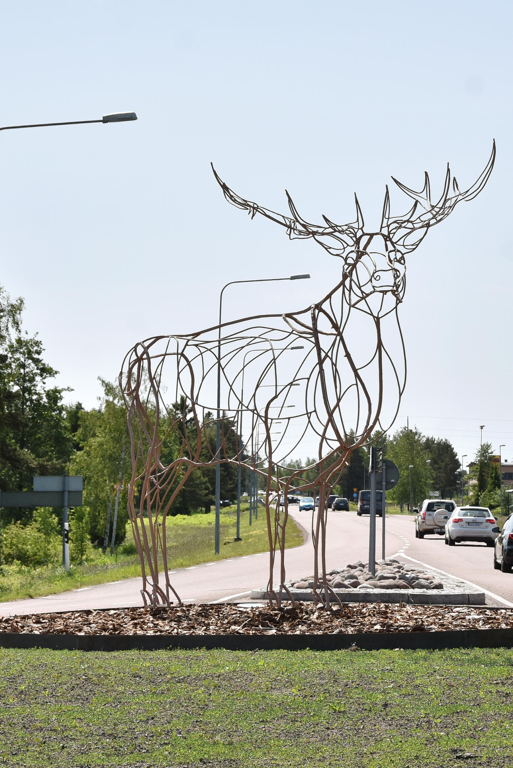 Oljespill på vägar i Mariehamn och Jomala