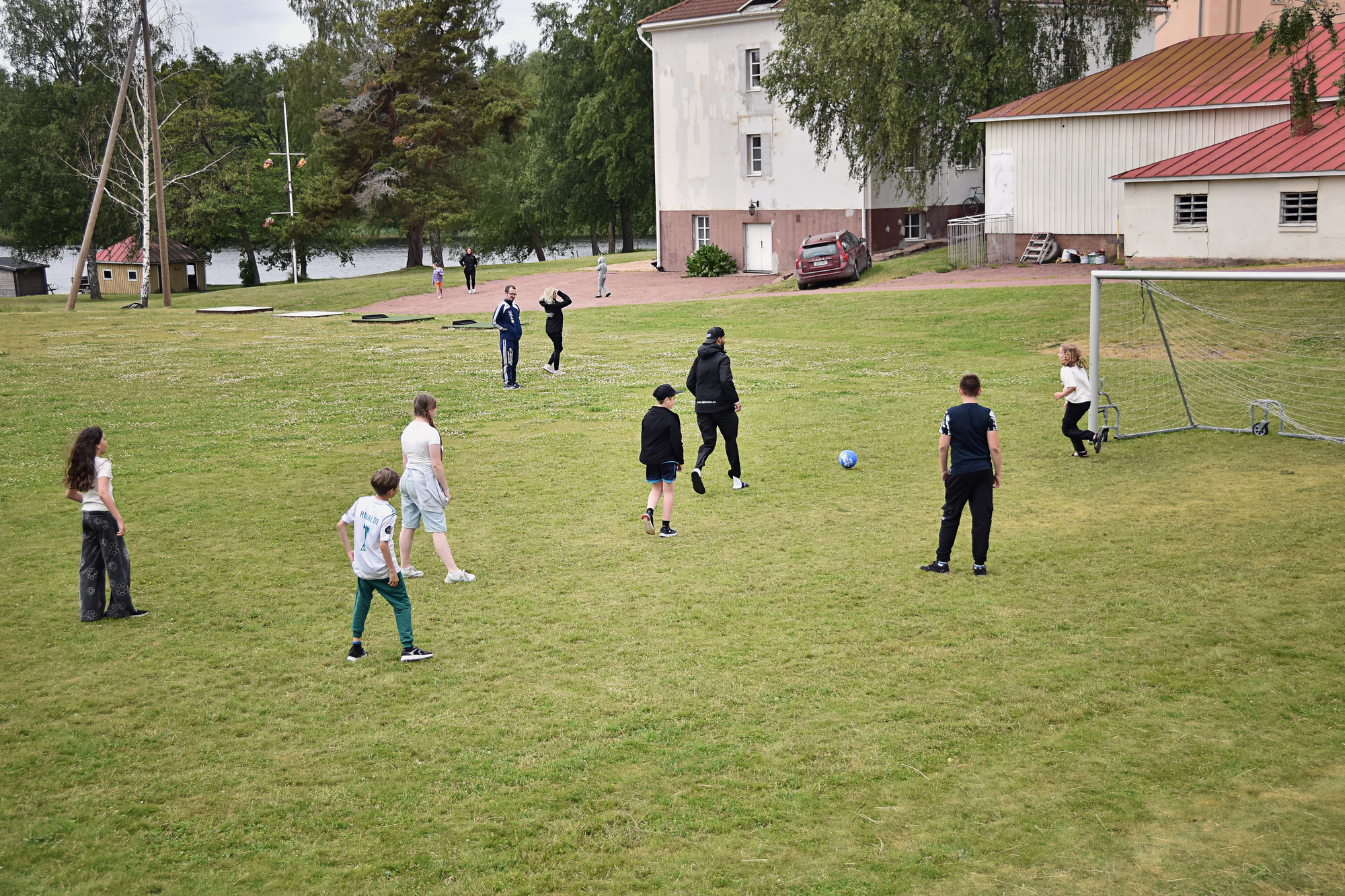 Sommarläger för ukrainska barn skapar gemenskap