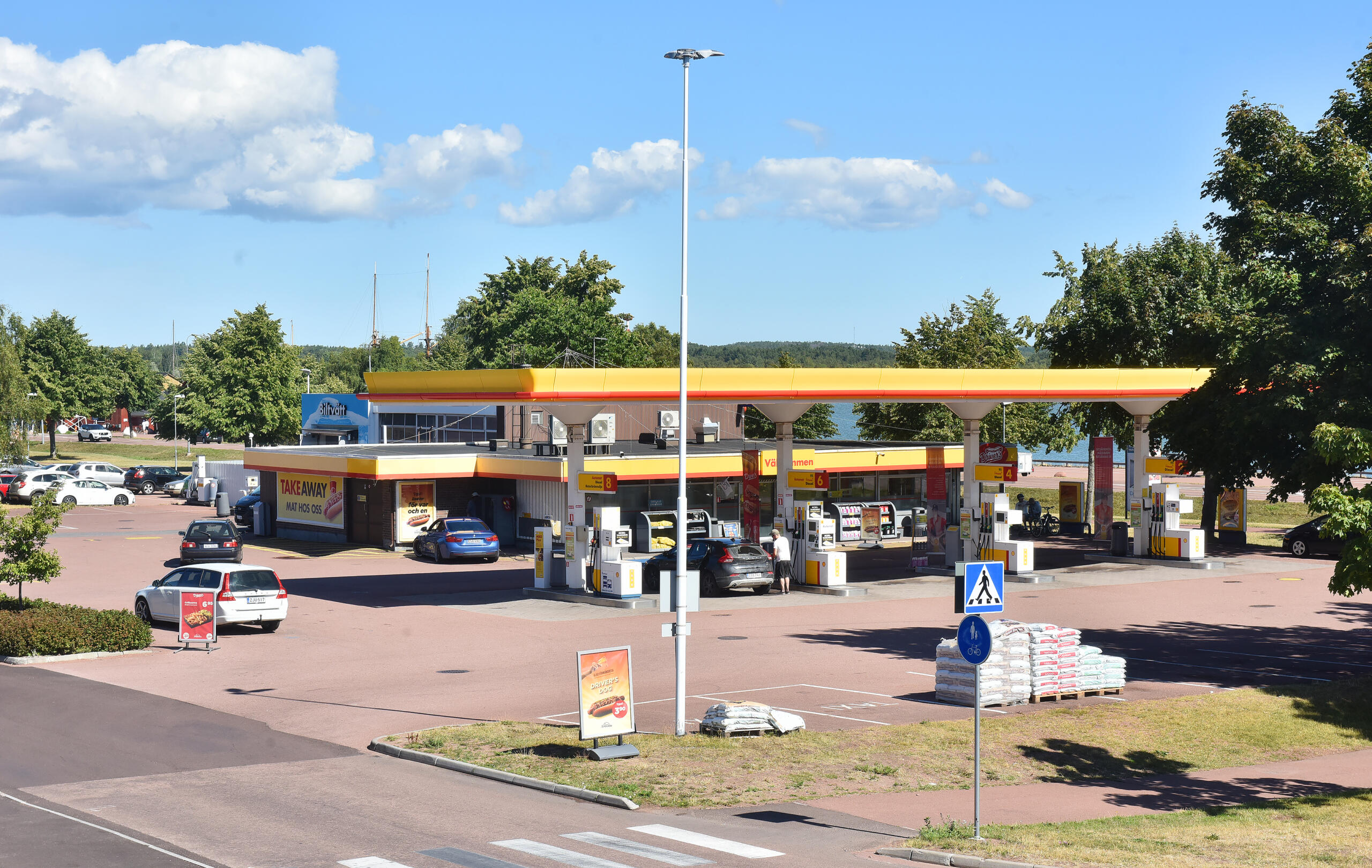 Storvinst med lott köpt i stan