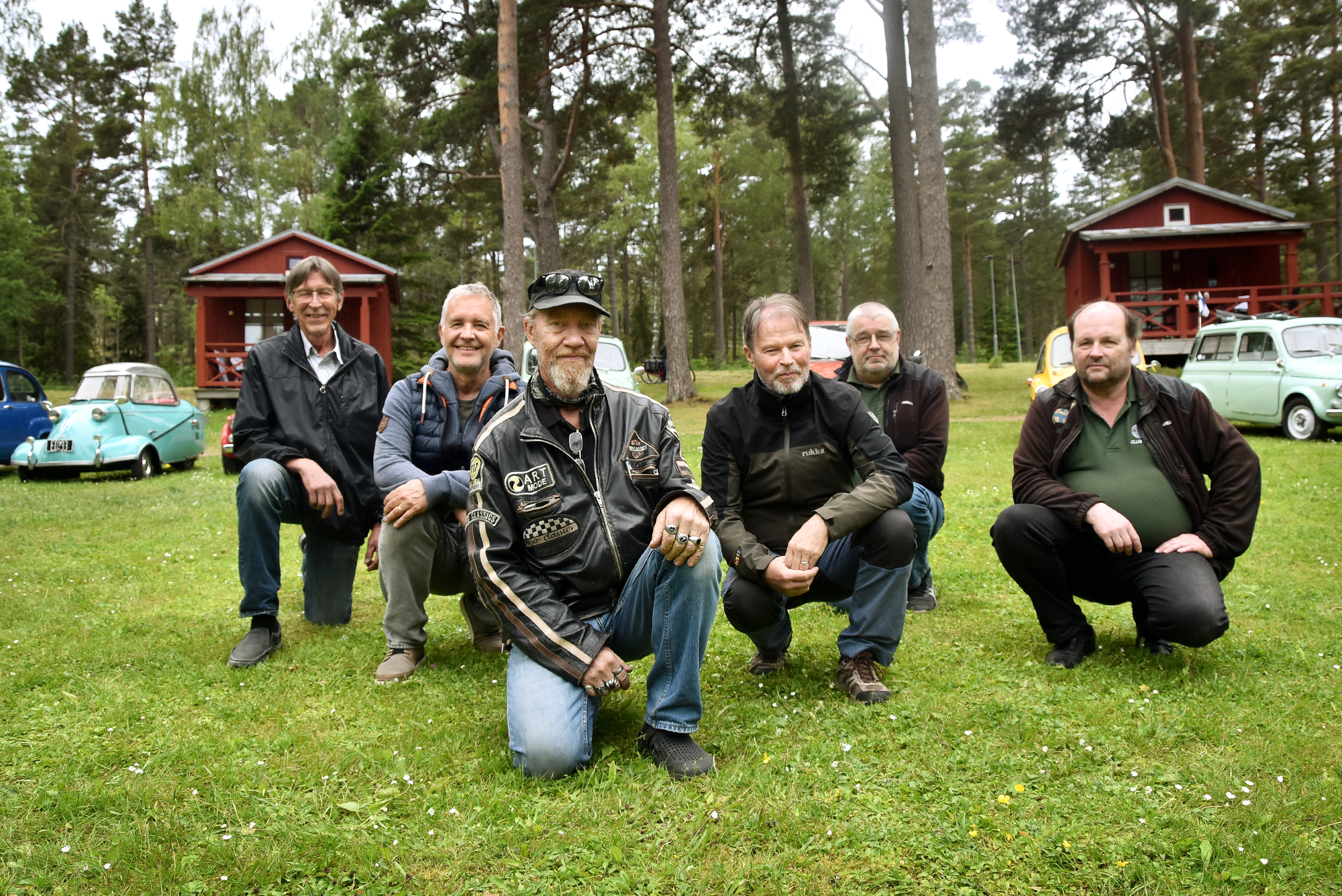 Fyrtiotvå år av bilar och bastubad