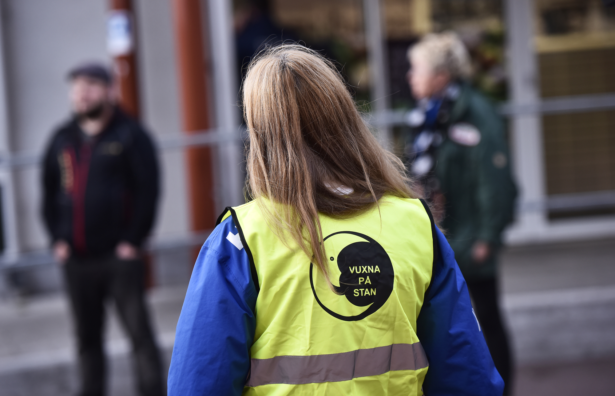 Vuxna på stan skapar trygghet i festivaltider – efterlyser fler nattvandrare