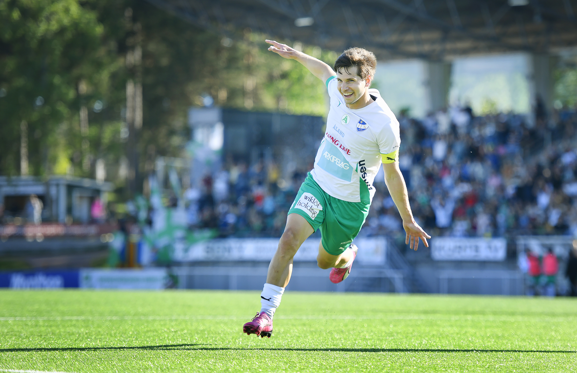 Sebastian Dahlström klar för ytterligare ett år i ”Grönvitt”