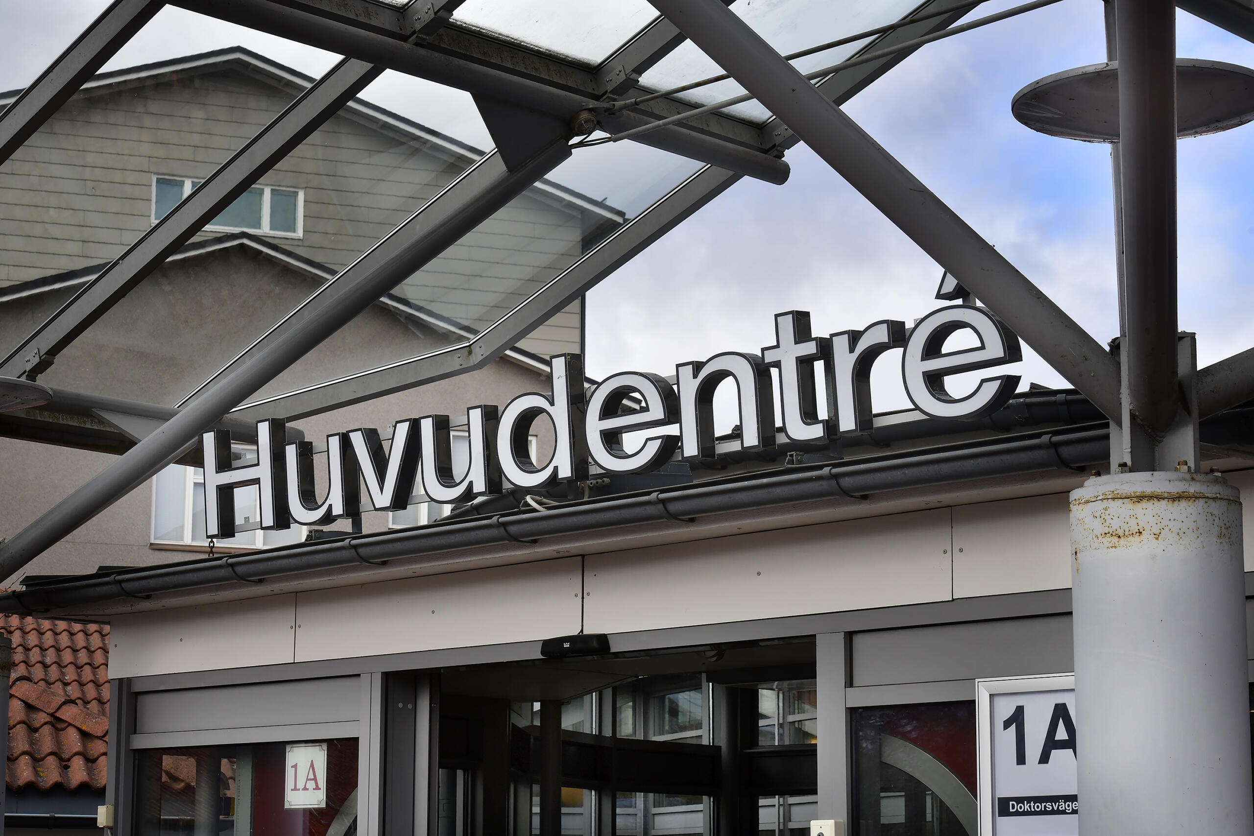 Fler ålänningar besöker vården