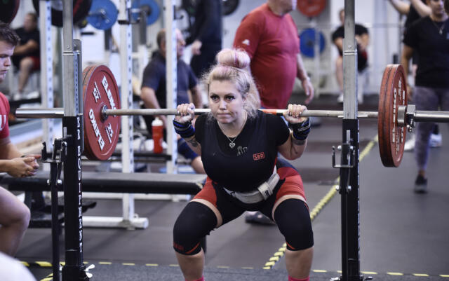 Guldmedaljer för åländska styrkelyftare i SFIM-mästerskapen