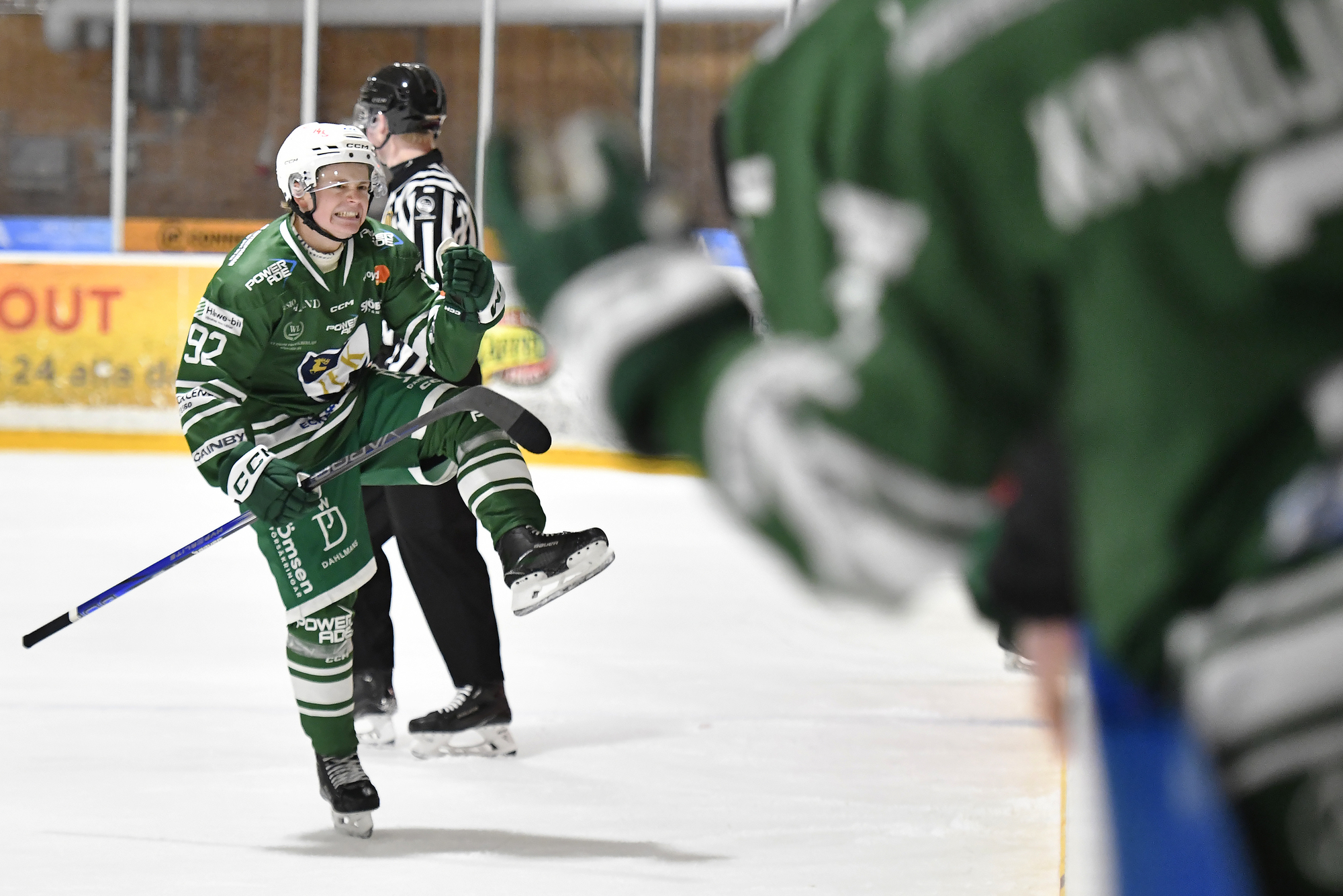 Hockeyherrarna vände och fixade första bortasegern