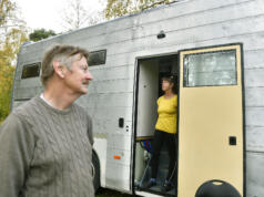 Anders och Gun-Lis drömmer om Europa runt med sin husbuss
