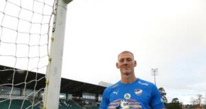 197 centimeter målvakt klar för ny säsong i IFK