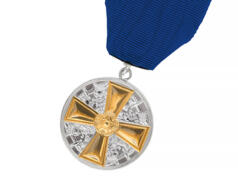 De får farsdagsmedalj av presidenten
