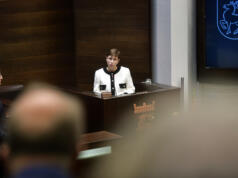 Landshövdingen i sitt öppningstal: Riskbedömning ska göras också för Åland