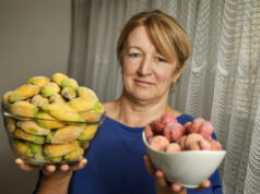 Fata lagar bakverk och tårtor med bosnisk prägel