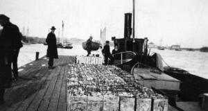 Har du en gammal spritkanister, plunta eller destillator hemma?