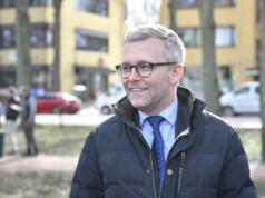 Riksdagen sänker arvs- och gåvoskatten