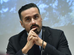 Social- och hälsovårdsministern om Pajunens avgång:”Finns ingen anledning till oro”