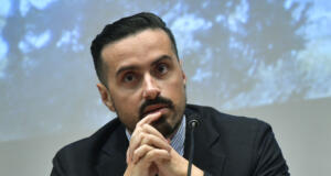 Social- och hälsovårdsministern om Pajunens avgång:”Finns ingen anledning till oro”