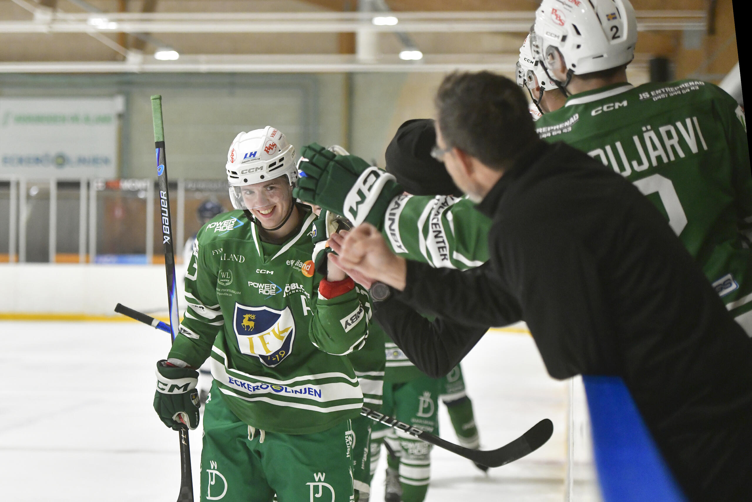 Hattunens hattrick fällde Spånga