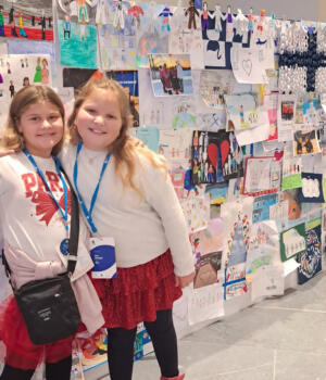 Cleo och Helena firade Finland med KAJ och statsministern