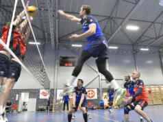 Bortaseger för JIK-herrar – ny förlust för damerna