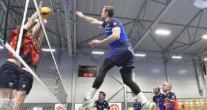 Bortaseger för JIK-herrar – ny förlust för damerna