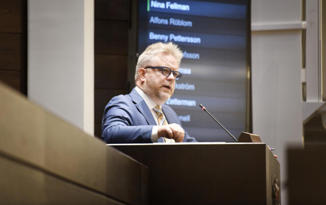 Oppositionen vill ha plats i ÅHS styrelse