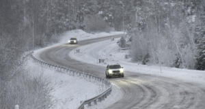 Landskapet varnar för dåligt väglag, snö och hårda vindar