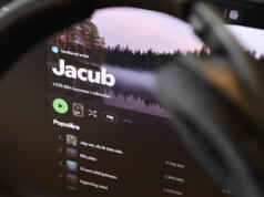 AI-musik: Ett hot eller bara en ny typ av musik?