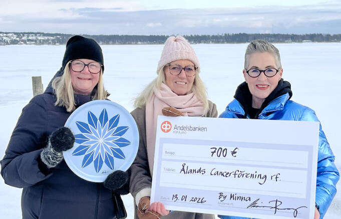 Bricka gav 700 euro till cancerföreningen