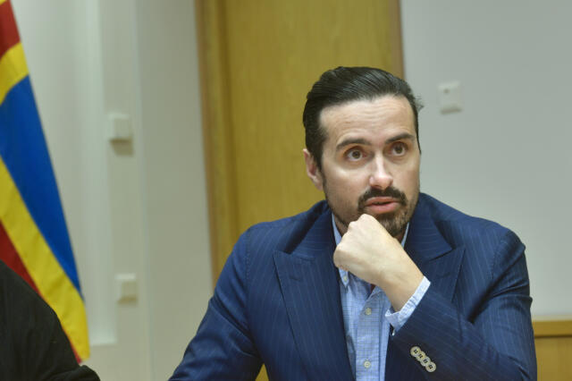 Ministern om dagvårdsrätt: ”Vi har inte ändrat ståndpunkt”