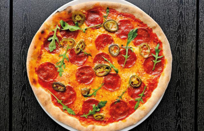 Adlon pizzeria och sportbar