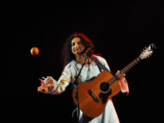 Di Leva uppträder på Föglö i sommar