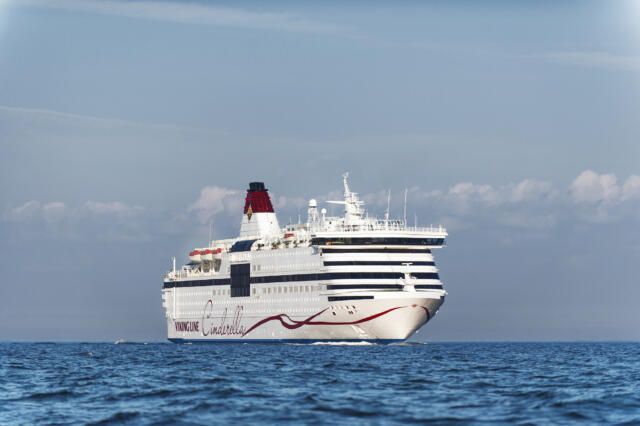 Viking Line tvingas tidigarelägga avgångar för att spara bränsle
