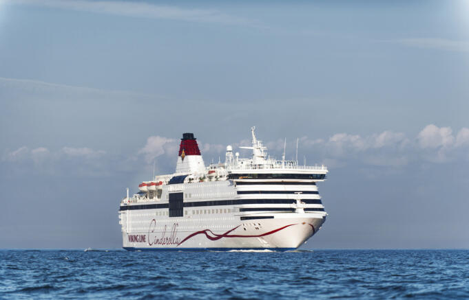 Viking Line tvingas tidigarelägga avgångar för att spara bränsle