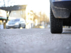 Polisen: Inget krav på sommardäck – än