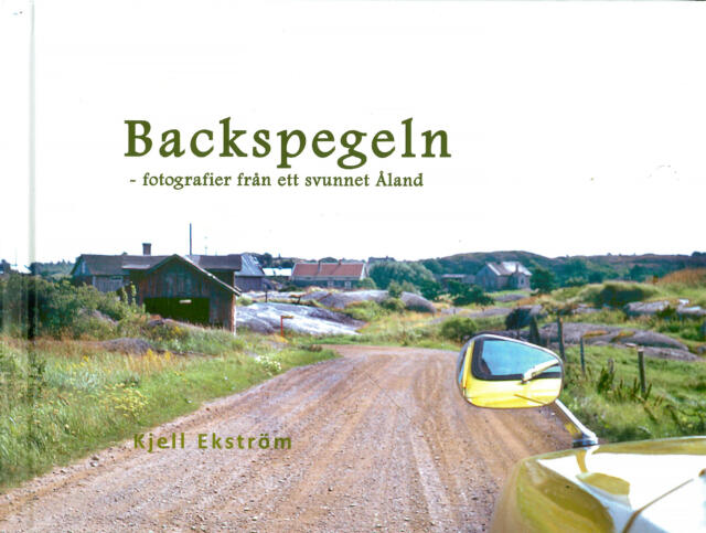 Kjell är dubbelt bokaktuell