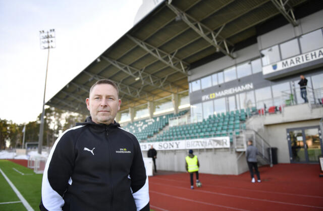 Gary Williams har sagt upp sig – Jimmy Wargh tar över: ”En nödlösning”