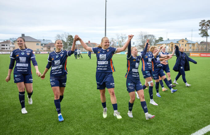 ÅU hänger med i medaljstriden – storvinst mot Gnistan