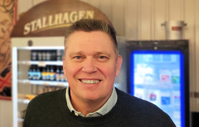 Stallhagens vd avgår
