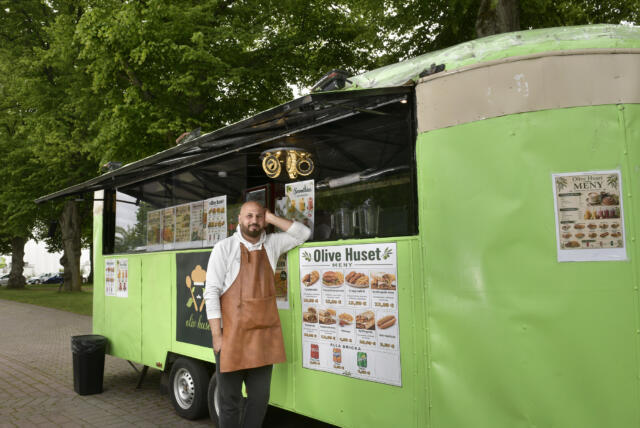 Mångfald på menyn vid Torget – Nyan tar tempen på ”foodtrucksen”