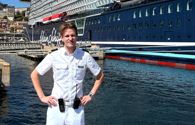 Tim har världshaven som arbetsplats – ”Här är alla dagar måndag klockan åtta”
