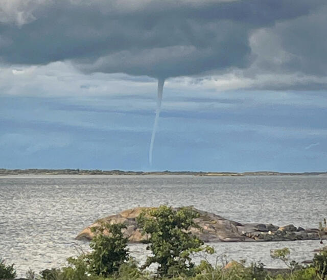 Tromb siktades i skärgården