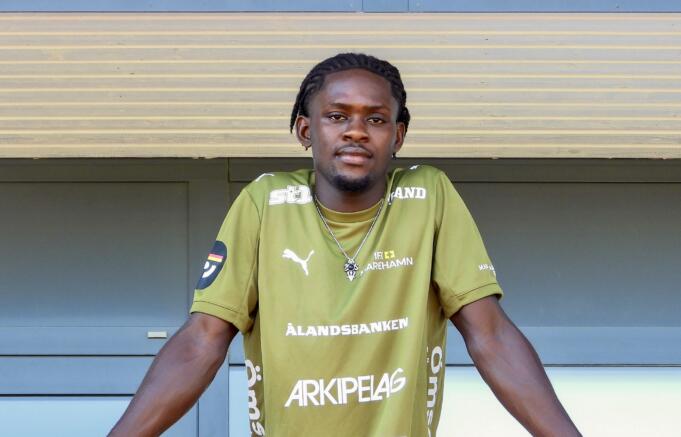 Foster Gyamfi klar för IFK