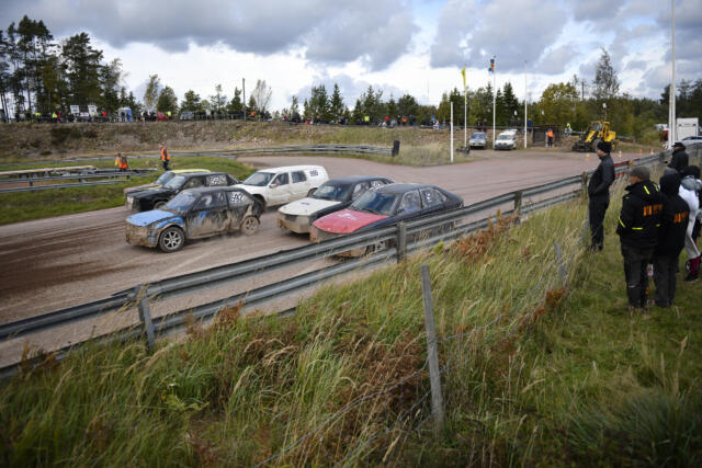 Helgens folkrace ställs in
